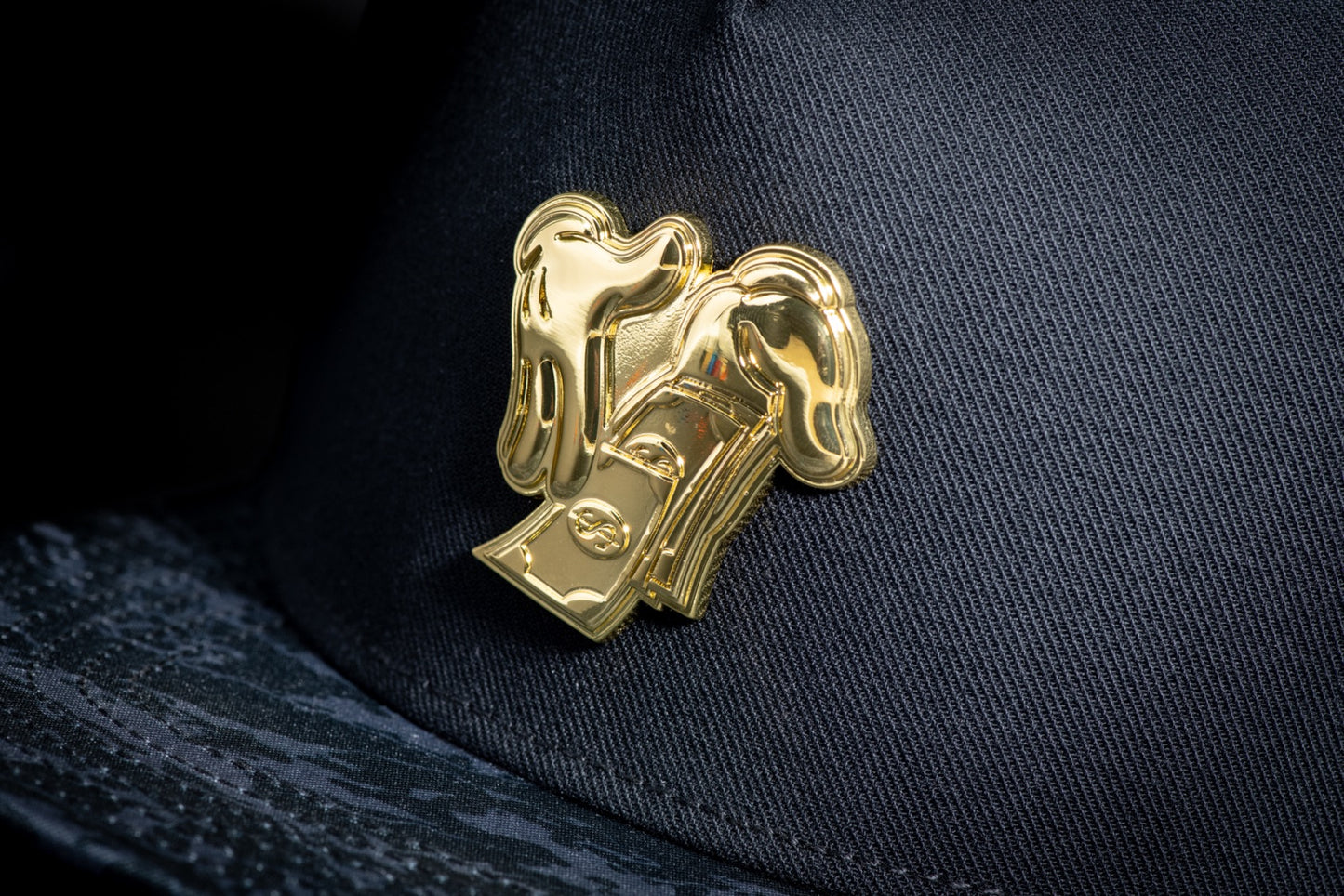 Gorra GOLDEN HANDS